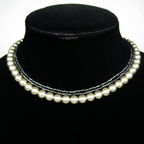 Collar Necklace 15 inch Silvertone Jewelry Women Gray Faux Pearl Classic Choker - Picture 1 of 5